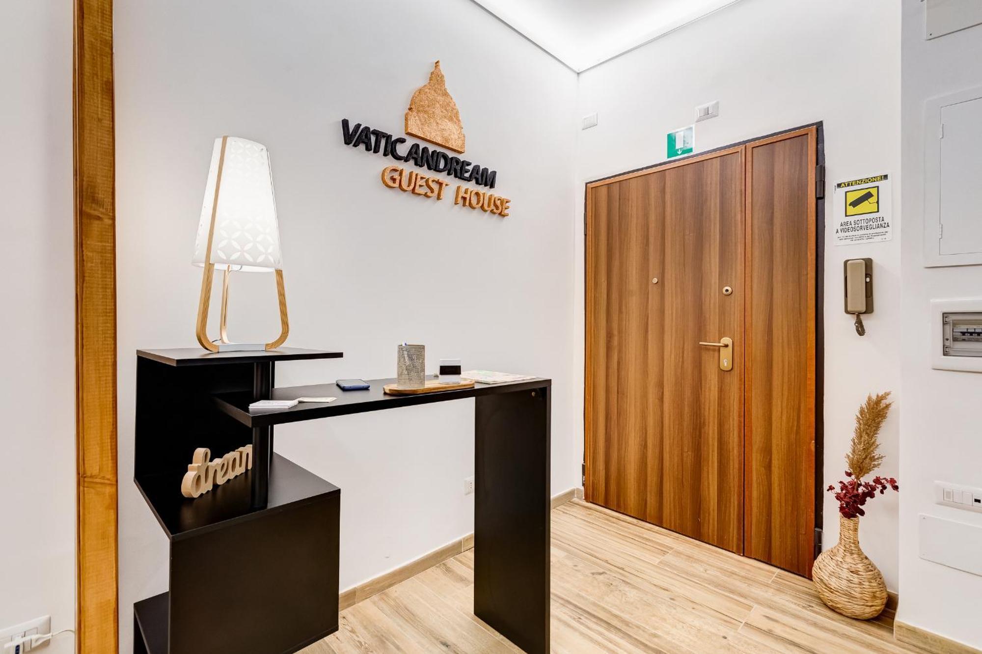 Vaticandream Guest House Рим Екстериор снимка